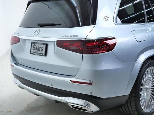 2025 Mercedes-Benz Maybach GLS 600 4MATIC
