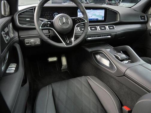 2025 Mercedes-Benz Maybach GLS 600 4MATIC