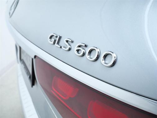 2025 Mercedes-Benz Maybach GLS 600 4MATIC