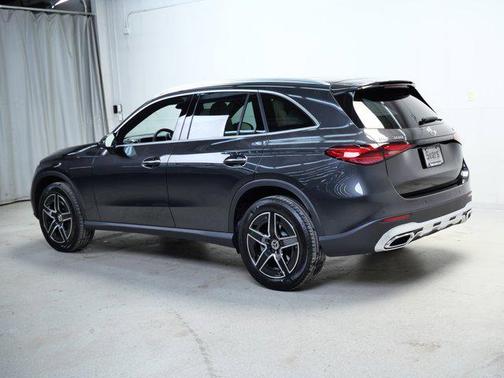 2026 Mercedes-Benz GLC 300 4MATIC