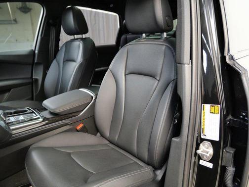 2025 Audi Q7 45 Premium Plus