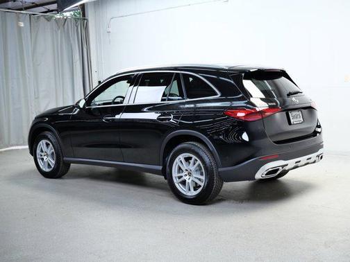 2025 Mercedes-Benz GLC 300 4MATIC