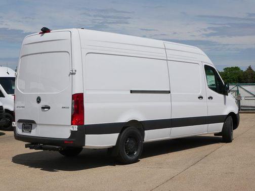 2025 Mercedes-Benz Sprinter 2500 High Roof