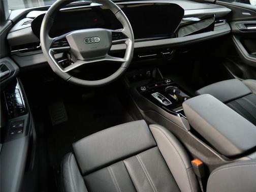 2025 Audi Q6 e-tron Premium Plus quattro