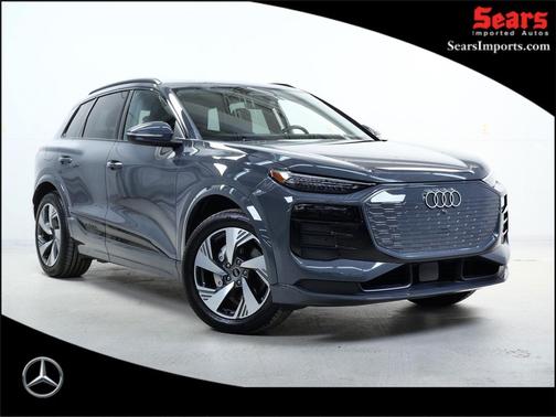 2025 Audi Q6 e-tron Premium Plus quattro