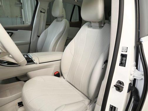 White 2023 Mercedes-Benz EQE 350 4MATIC