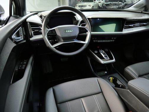 2024 Audi Q4 e-tron Prestige 55 quattro