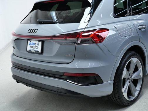 2024 Audi Q4 e-tron Prestige 55 quattro