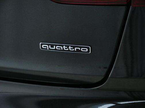 2022 Audi A8 L 55 TFSI quattro Tiptronic