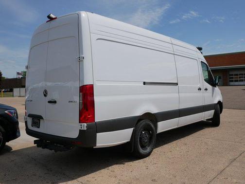 2025 Mercedes-Benz Sprinter 2500 High Roof
