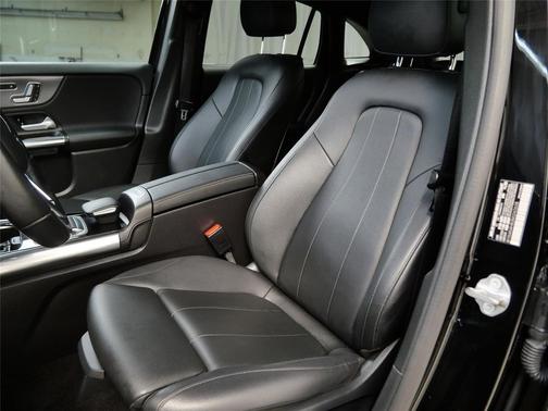 2021 Mercedes-Benz GLA 250 Base 4MATIC