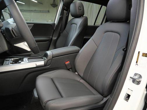 2026 Mercedes-Benz GLB 250 4MATIC