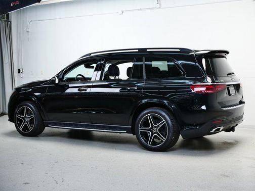 2026 Mercedes-Benz GLS 450 4MATIC