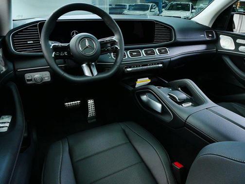 2026 Mercedes-Benz GLS 450 4MATIC