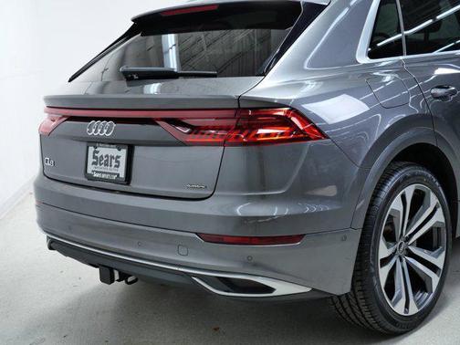 2021 Audi Q8 55 Premium Plus