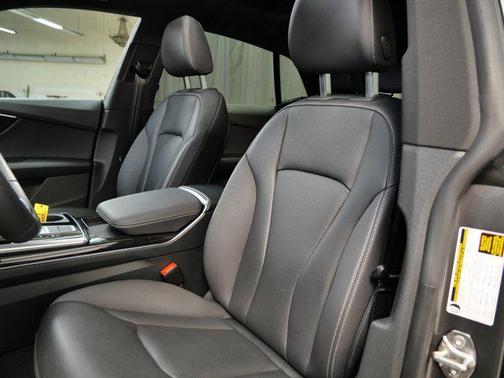 2021 Audi Q8 55 Premium Plus