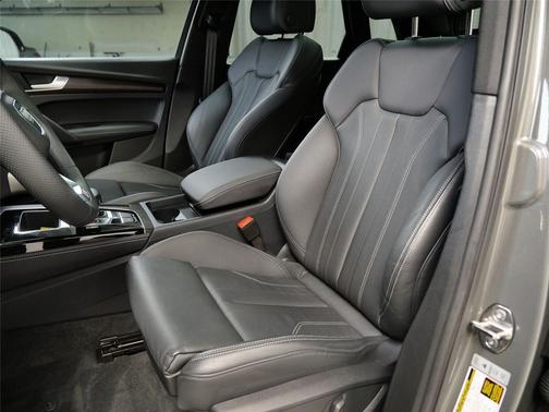 2024 Audi Q5 55 S line Premium Plus