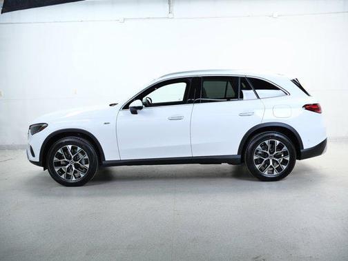 2025 Mercedes-Benz GLC 350e Base
