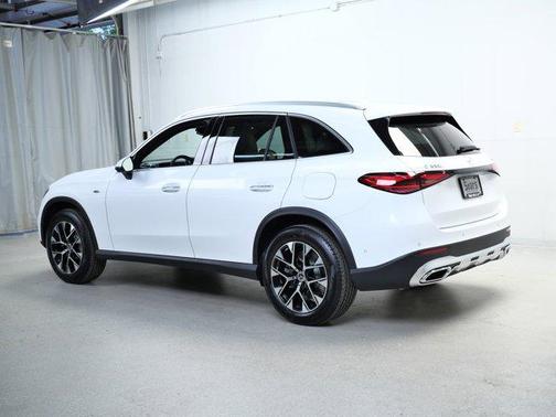 2025 Mercedes-Benz GLC 350e Base