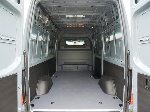 2025 Mercedes-Benz Sprinter 2500 Standard Roof