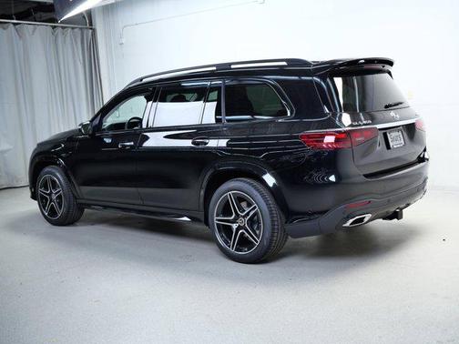 2026 Mercedes-Benz GLS 450 4MATIC