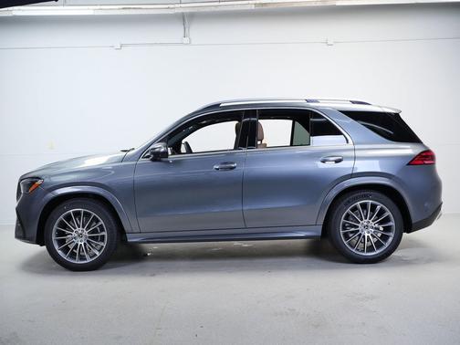 Selenite Grey Metallic 2026 Mercedes-Benz GLE 350 4MATIC