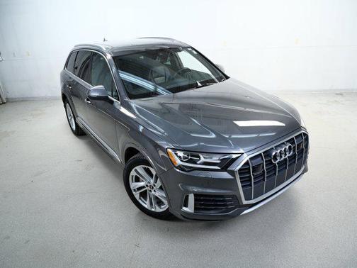 2022 Audi Q7 55 Premium Plus