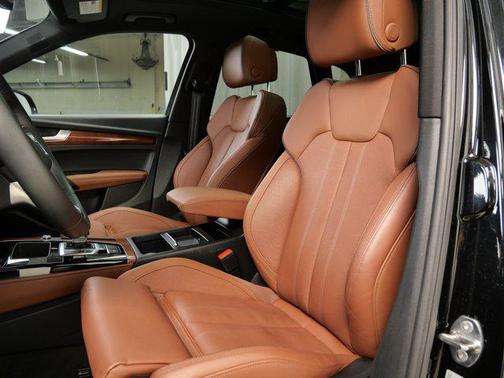 2022 Audi Q5 e 55 S line Prestige