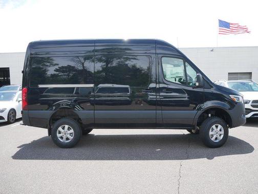 2025 Mercedes-Benz Sprinter 2500 Standard Roof