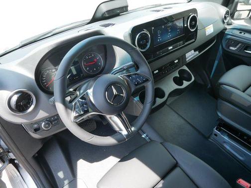 2025 Mercedes-Benz Sprinter 2500 High Roof