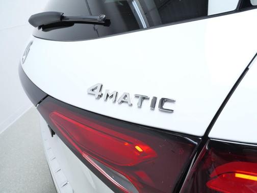 Polar White 2026 Mercedes-Benz GLC 300 4MATIC