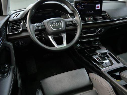 2023 Audi Q5 e 55 S line Premium Plus