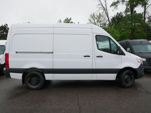 2025 Mercedes-Benz Sprinter 2500 Standard Roof