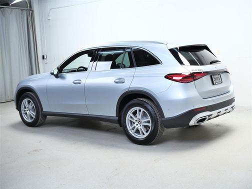 2026 Mercedes-Benz GLC 300 4MATIC