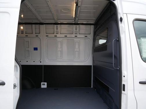 Arctic White 2025 Mercedes-Benz Sprinter 2500 Standard Roof