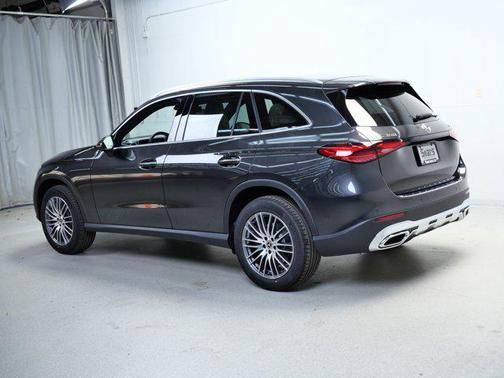 2026 Mercedes-Benz GLC 300 4MATIC