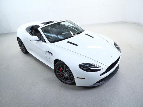 2015 Aston Martin V8 Vantage Base