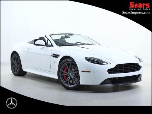 2015 Aston Martin V8 Vantage Base