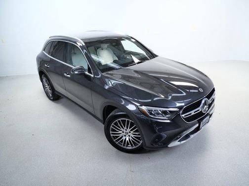 Graphite Grey Metallic 2026 Mercedes-Benz GLC 300 4MATIC