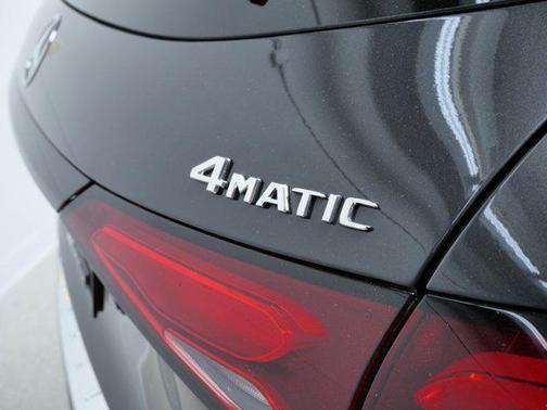 Graphite Grey Metallic 2026 Mercedes-Benz GLC 300 4MATIC