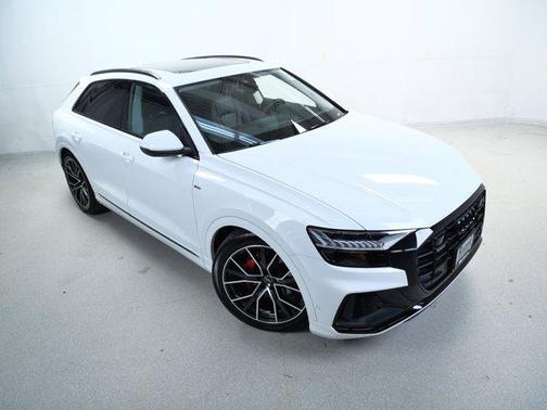 2023 Audi Q8 55 Prestige