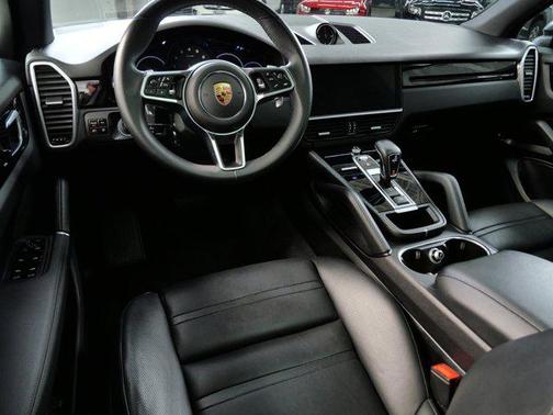 2019 Porsche Cayenne Cayenne