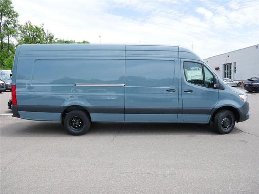 2025 Mercedes-Benz Sprinter 3500 High Roof