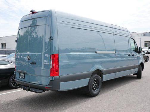 2025 Mercedes-Benz Sprinter 3500 High Roof