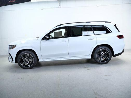 2026 Mercedes-Benz GLS 450 4MATIC