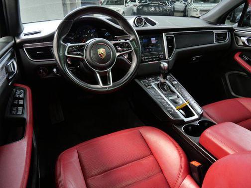 2017 Porsche Macan GTS