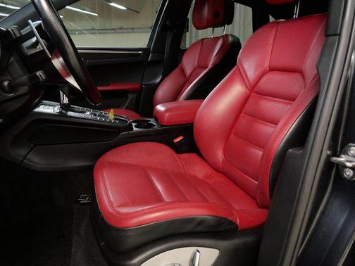 2017 Porsche Macan GTS