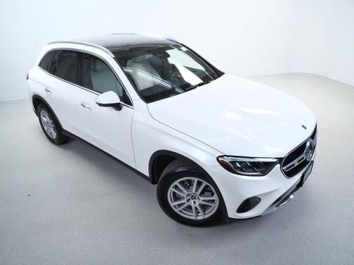MANUFAKTUR Diamond White Metallic 2023 Mercedes-Benz GLC 300 4MATIC