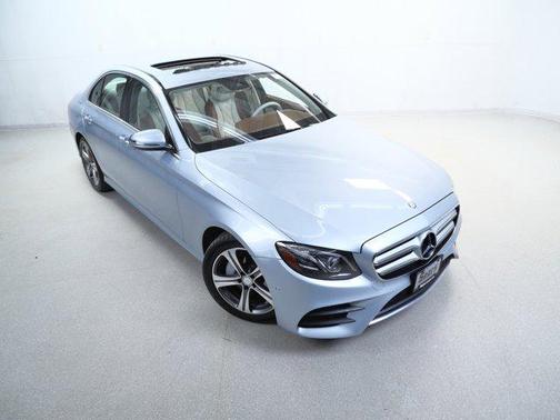 Diamond Silver Metallic 2017 Mercedes-Benz E-Class 4MATIC