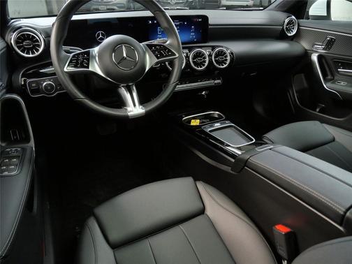 2025 Mercedes-Benz CLA 250 4MATIC